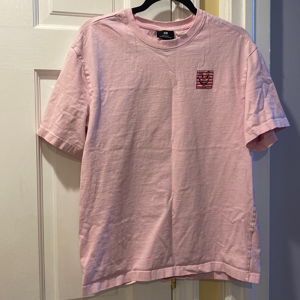COPY - 🎉🎉🎉 3 for $20!!SALE SALE TODAY ONLY🎉🎉🎉Keith Haring H&M Top